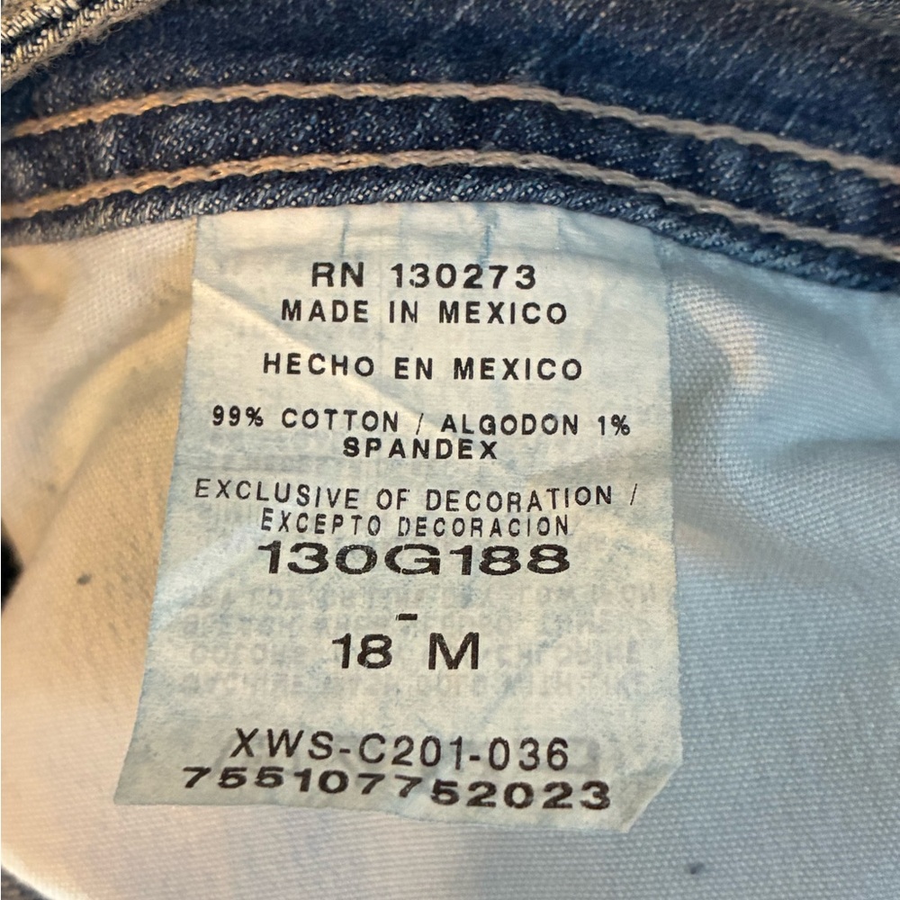 Classic Blue Women's Jeans - Picture 5 of 11